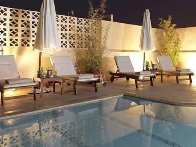 Le Patio Boutique Hotel Beirut Downtown Exterior foto