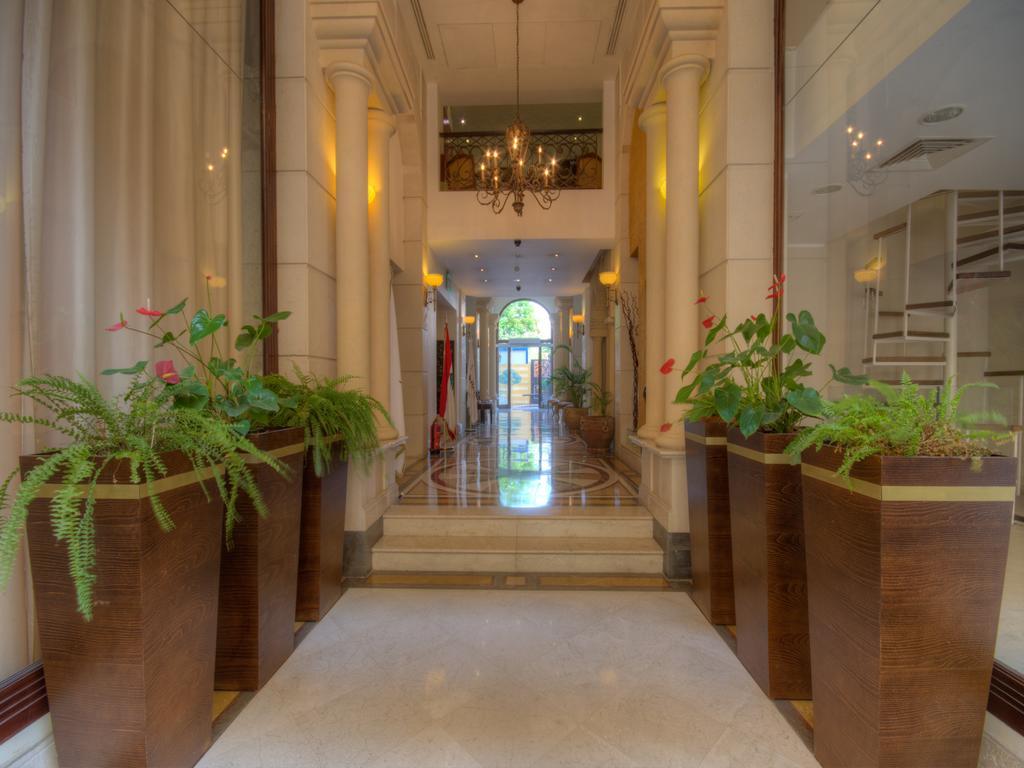 Le Patio Boutique Hotel Beirut Downtown Exterior foto